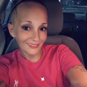 Meet your Posher, Chrystal